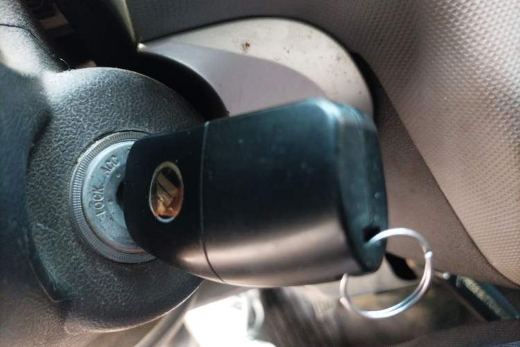 Used Foton Scenic G7 2022 2.4L Gasoline Commercial Version Long Wheelbase High-Roof Van 2 Seats 4K22D4M Vehicle Key