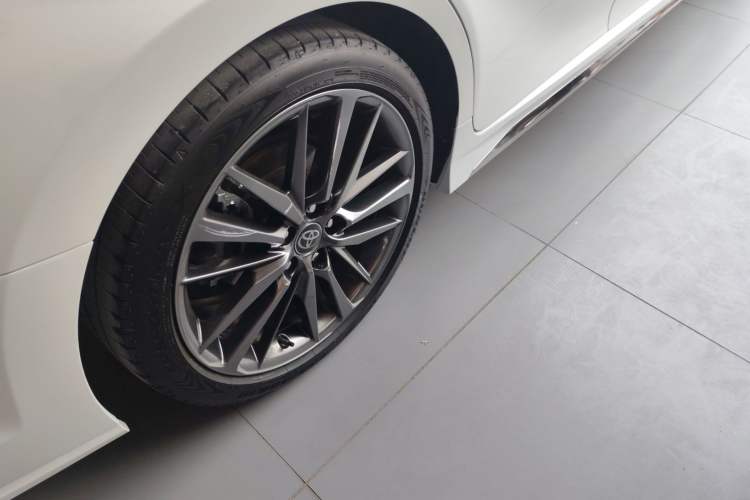 Used Toyota Camry 2024 Dual-Motor 2.0 HXS Sport Plus Edition
