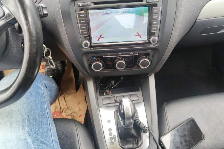 Used Volkswagen Sagitar 2014 Revised Version 1.6L Automatic Comfort Edition
