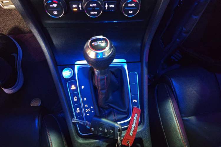 Used Volkswagen Golf GTI 2016 2.0 TSI GTI
