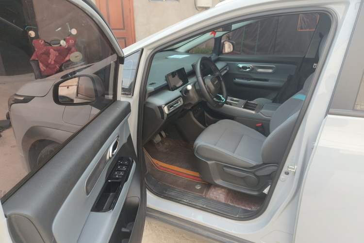 Used AION Y 2023 Plus 510 Enjoy Edition Driver Seat