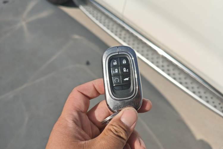 Used Honda Elysion 2024 2.0L eHEV Luxury Edition
