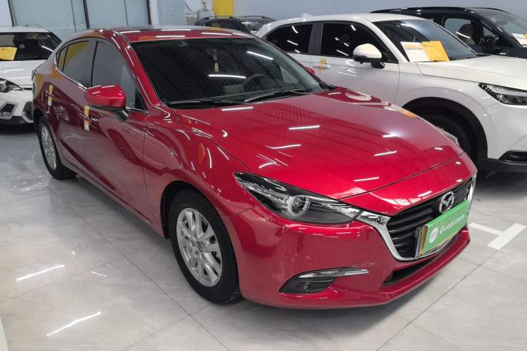 Used Mazda 3 Axela 2019 Cloud-Controlled Sedan 1.5L Automatic Luxury Model China VI Standard