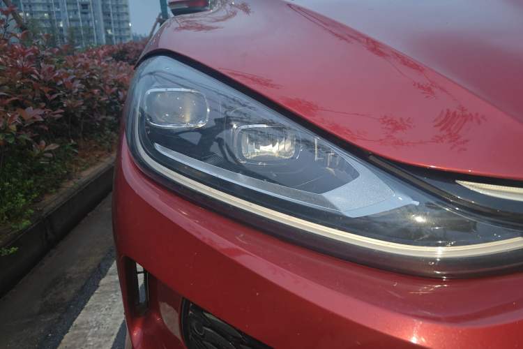 Used Volkswagen Lamando 2022 Lavida L 280TSI DSG Cool & Spicy Edition Right Front Headlight