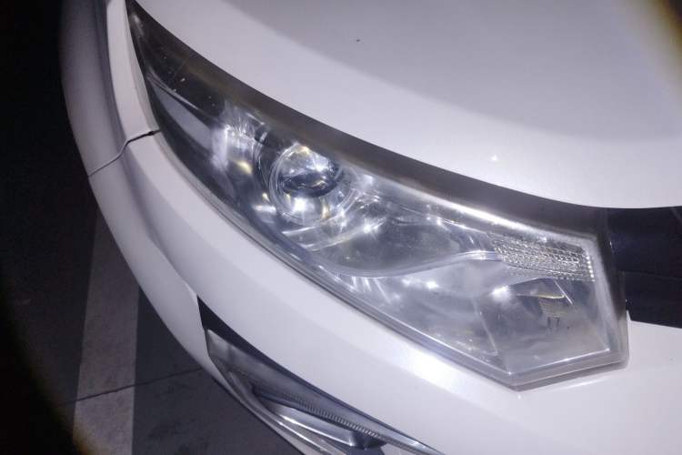 Used JMC Yusheng S330 2016 1.5L GTDi Automatic Two-Wheel Drive Flagship Edition