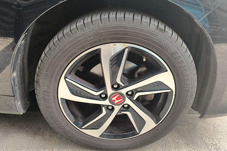 Used Honda Odyssey 2015 2.4L Smart Edition
