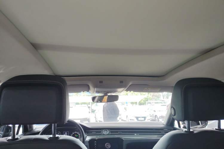 Used Volkswagen Magotan 2020 330TSI DSG Leading Model Headliner