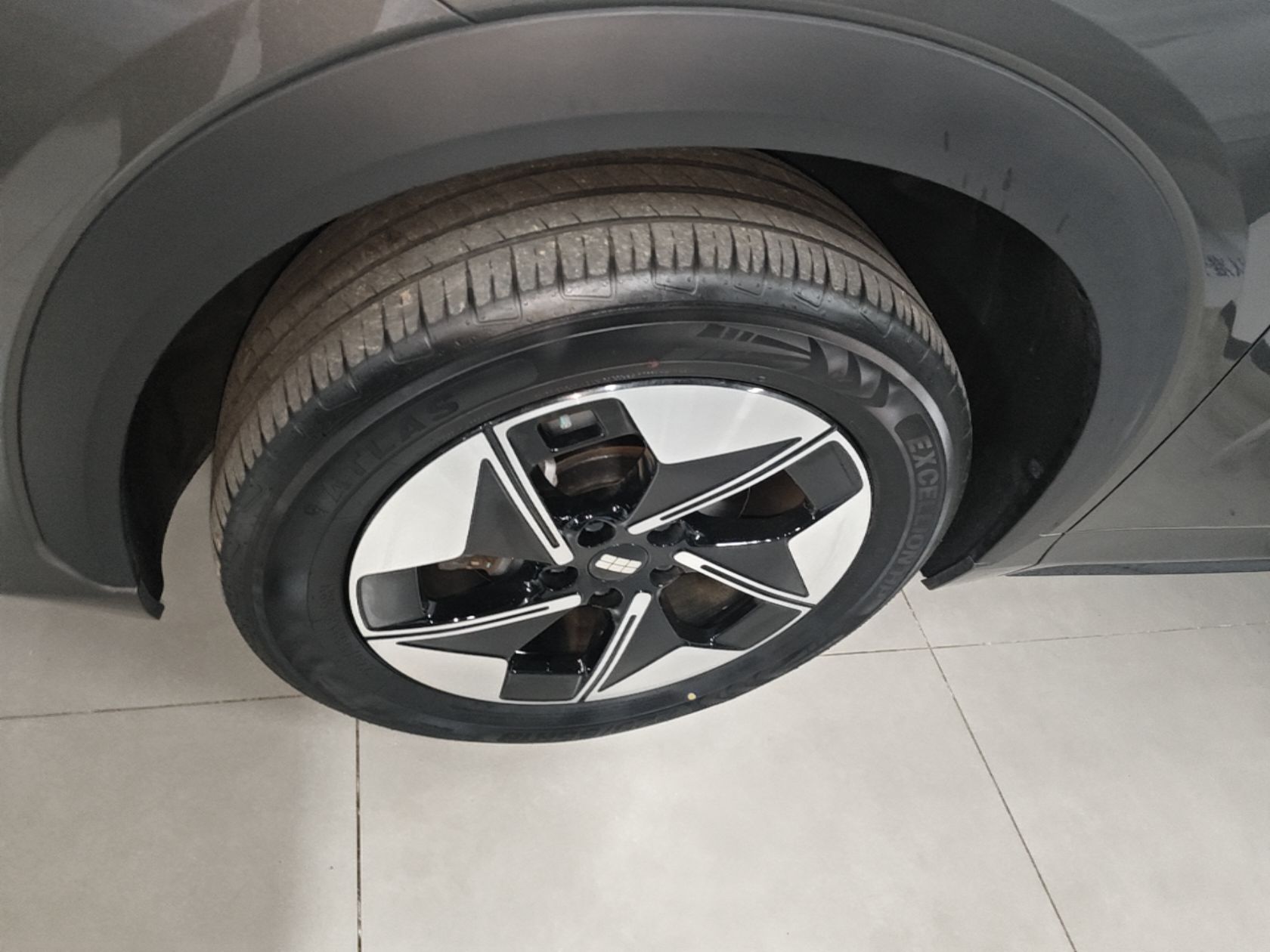 Geely Galaxy E5 2026 Model 610km Exploration+ Edition — снимка 10
