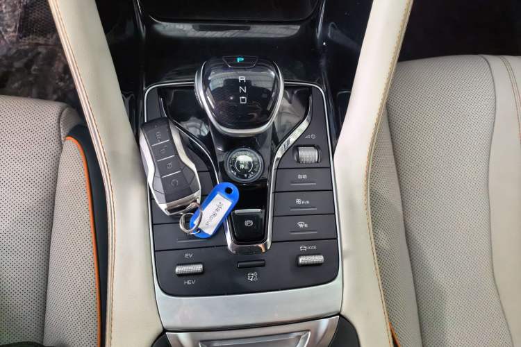 Used BYD Song PLUS New Energy 2021 DM-i 51KM Prestige Model Gear Lever