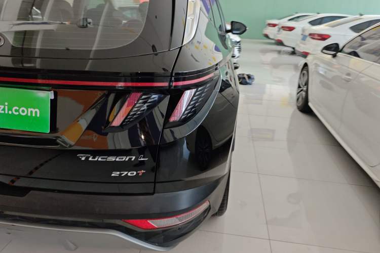 Used Hyundai Tucson 2021 Tucson L 1.5T DCT GLX Elite Edition Right Rear Taillight