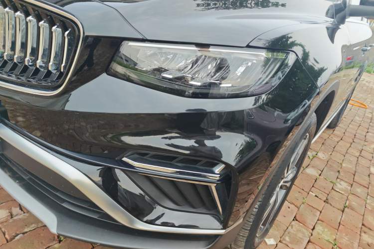 Used Geely Auto Emgrand X7 Sport 2022 1.8TD DCT Zhiya Trim
