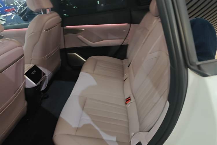 Used ONVO L60 2024 60 kWh Rear-Drive Version
