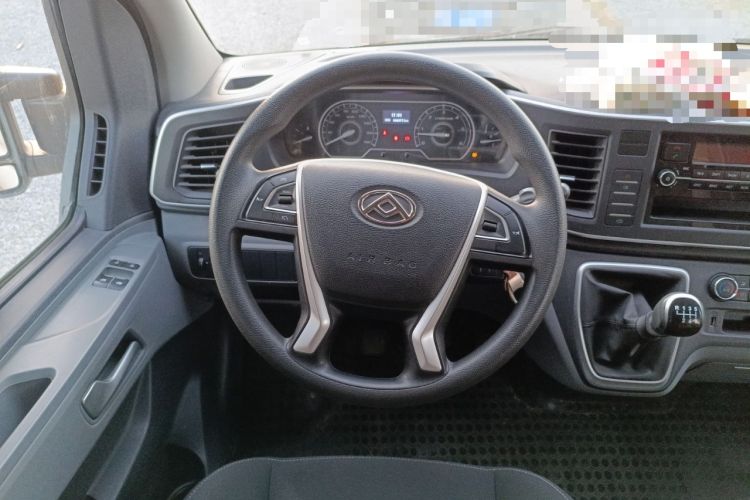 Used SAIC MAXUS Xintu V80 2023 2.0T Manual Classic Aoyuntong Long Wheelbase Mid-Height 6/7/8/9-Seater Steering Wheel