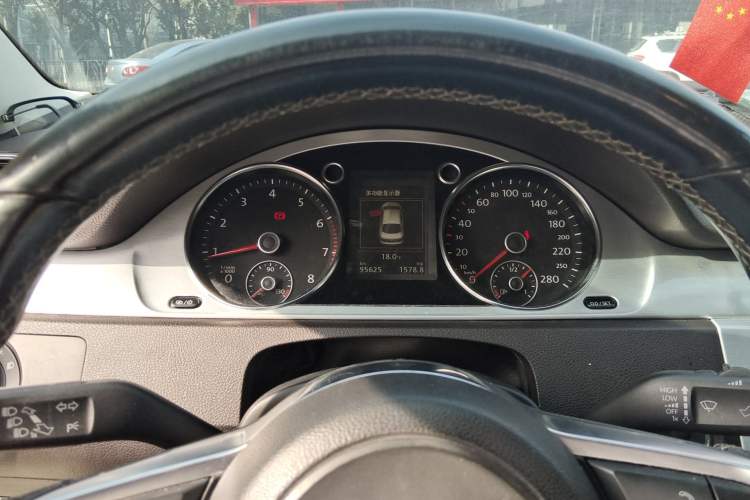 Used Volkswagen FAW-Volkswagen CC 2016 1.8TSI Luxury Model Instrument Cluster