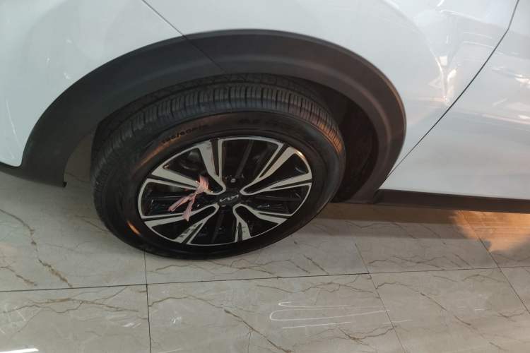 Used Kia kx1 Stonic 2021 1.4L CVT Fun Edition Exterior 4