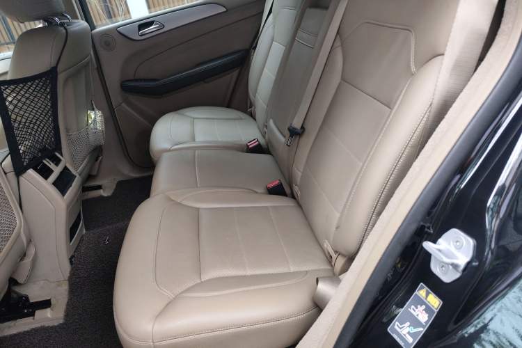 Used Mercedes-Benz M-Class 2012 ML 300