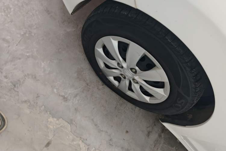 Used Hyundai Verna (older generation) 2017 1.4L Manual Refreshed Version China V Standard Left Front Wheel Hub