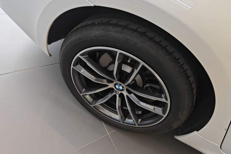 Used BMW 5 Series 2022 Second Facelift 525Li M Sport Package