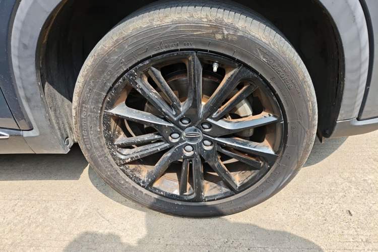 Used Geely Auto Monjaro 2020 High-Energy Edition 300T Yáoxīngzhě Right Front Wheel Hub