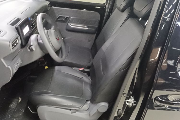 Used Wuling Zhiguang New Energy 2025 Comfort Model