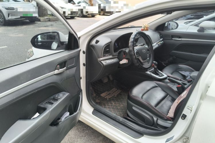 Used Hyundai Elantra (6th Generation / Lingdong) 2018 1.6L Automatic 15th Anniversary Special Edition Driver Seat