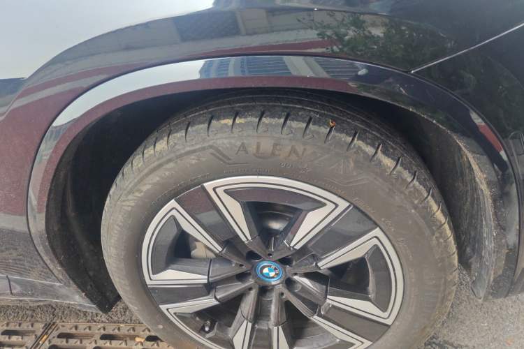 Used BMW iX3 2022 Updated Leading Version Right Front Wheel Hub