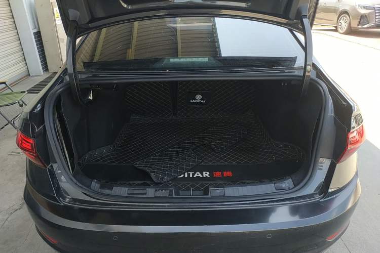 Used Volkswagen Sagitar 2021 280TSI DSG Excellence Edition Trunk