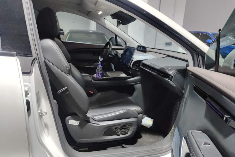 Used Hyptec HT 2023 670 Rear-Drive Ultra-High-Voltage NDA Version