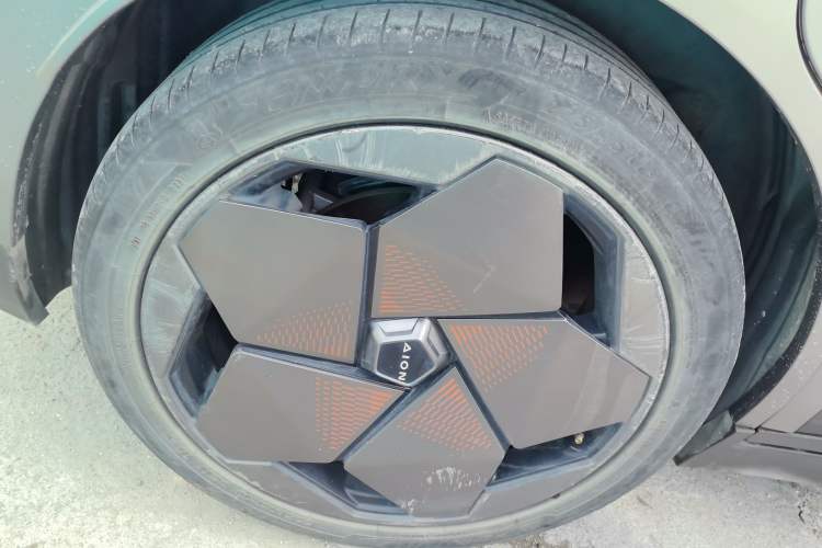 Used AION Y 2021 70 Tech Vitality Edition