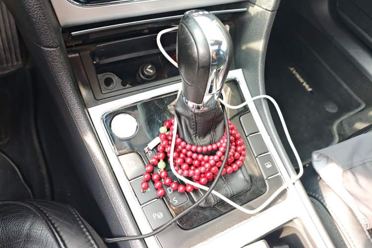 Used Volkswagen Passat 2011 3.0L V6 DSG Flagship Deluxe Edition
