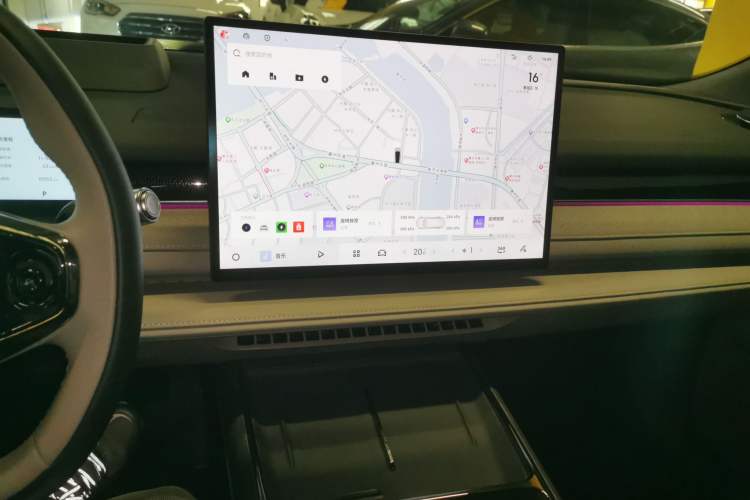 Used Geely Galaxy Galaxy 8 2025 130km EM-i Flagship Edition