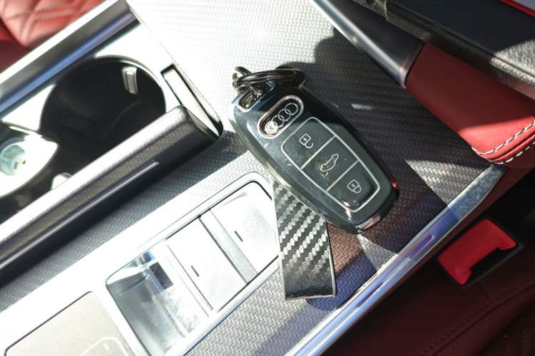 Used Audi A7L 2025 45 TFSI quattro Black Warrior Edition Vehicle Key