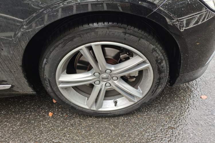 Used Volvo S90 2019 T5 Zhiyi Edition Right Front Wheel Hub
