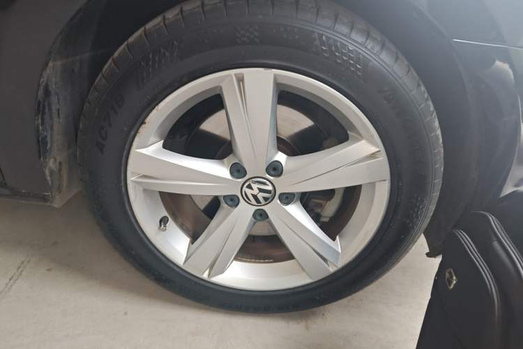 Used Volkswagen Passat 2011 2.0 TSI DSG Premium Edition