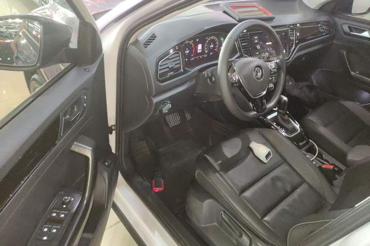 Used Volkswagen T-ROC 2020 280TSI DSG Two-Wheel Drive Comfort Version