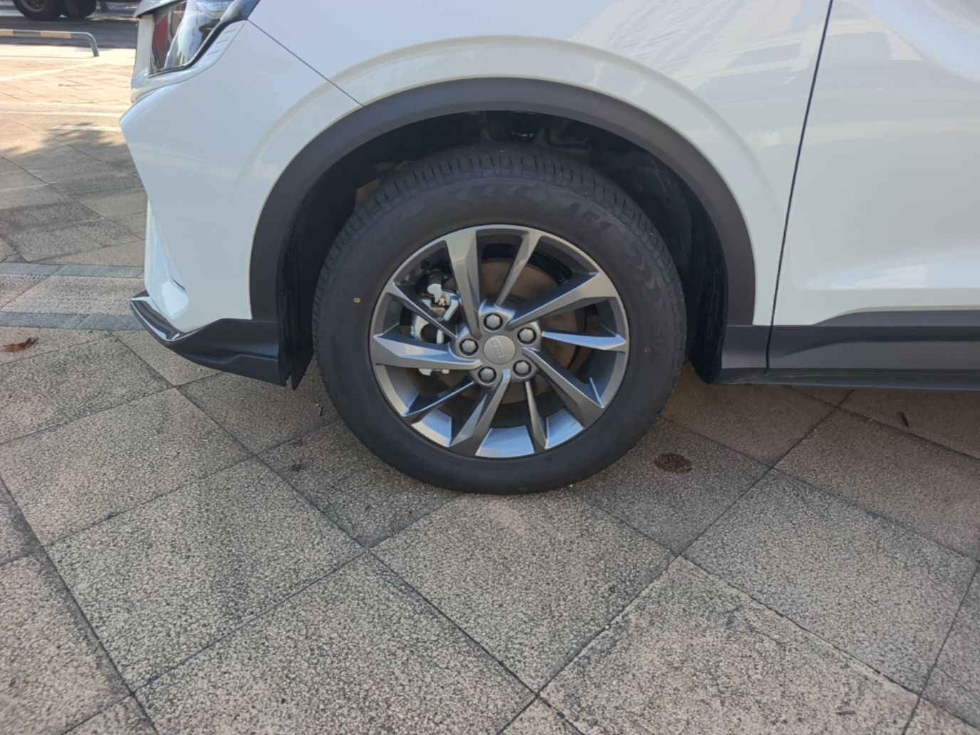 Geely Auto Coolray 2025 Model 1.5L CVT Superpower Edition MAX — снимка 10