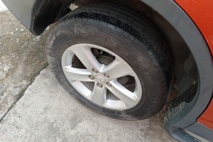 Used Toyota RAV4 2013 2.0L CVT Two-Wheel Drive Urban Edition