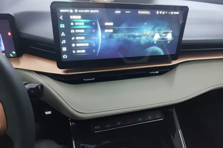 Used Haval H6 2021 3rd Generation 1.5T Automatic Two-Wheel-Drive Supreme Audio And AC Panel