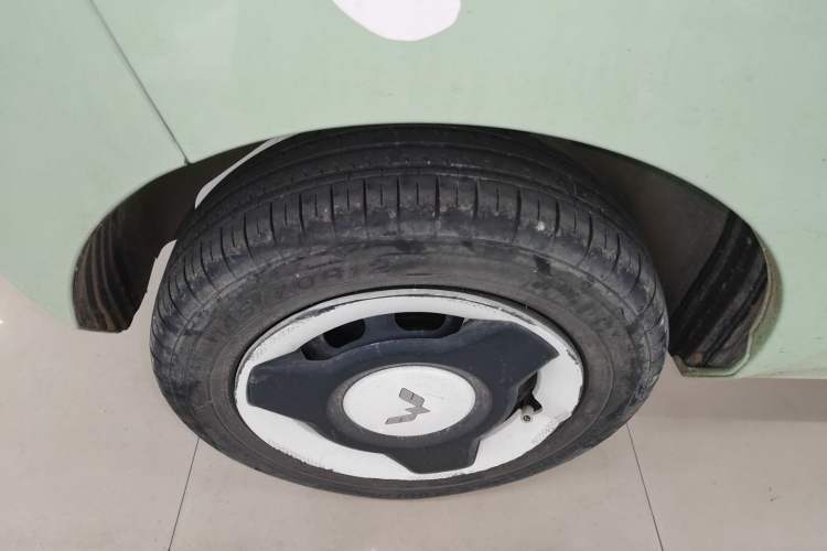 Used Wuling Hongguang MINIEV 2022 Macaron Premium Model – Lithium Iron Phosphate