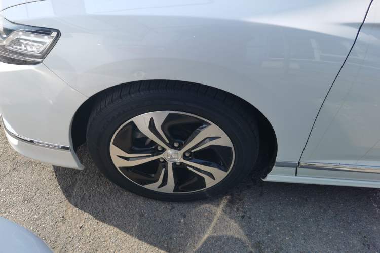 Used Honda Spirior 2015 2.4L Prestige Edition
