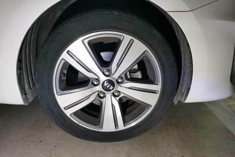 Used Kia K3 (Kai Shen) 2017 1.8L Automatic GLS Right Front Wheel Hub