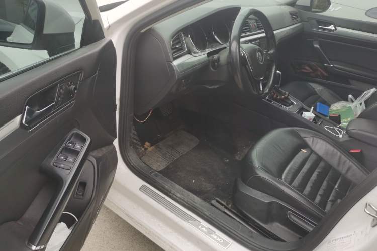 Used Volkswagen Lamando 2017 280TSI DSG Comfort Edition
