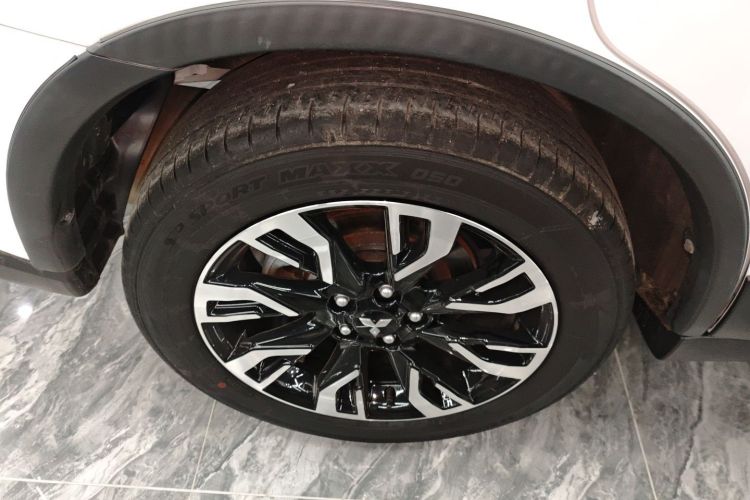 Used Mitsubishi Outlander 2021 2.4L 4x4 Comfort Edition 5 Seats Right Rear Wheel Hub