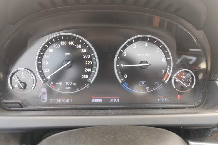 Used BMW 6 Series 2012 640i two-door coupe
