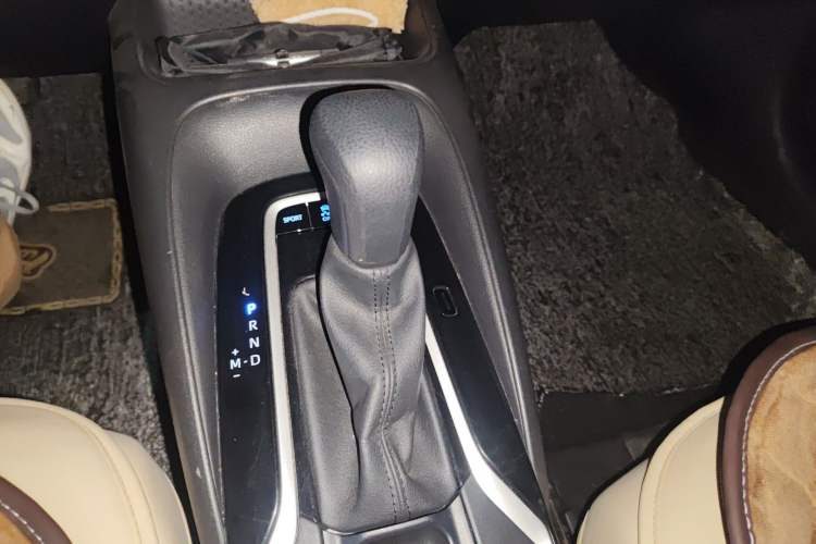 Used Toyota Corolla 2019 1.2T S-CVT GL-i Elite Edition Gear Lever