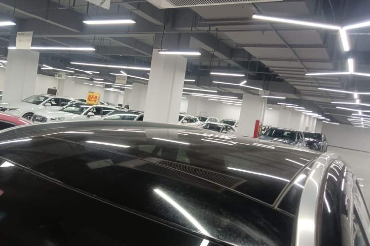 Used Mercedes-Benz GLC 2018 Facelift GLC 200 4MATIC Roof