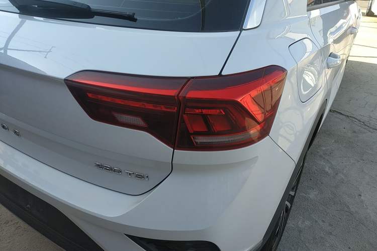 Used Volkswagen T-ROC 2020 280TSI DSG Two-Wheel Drive Comfort Version