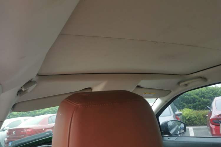 Used Land Rover Discovery Sport 2015 2.0T HSE LUXURY Headliner