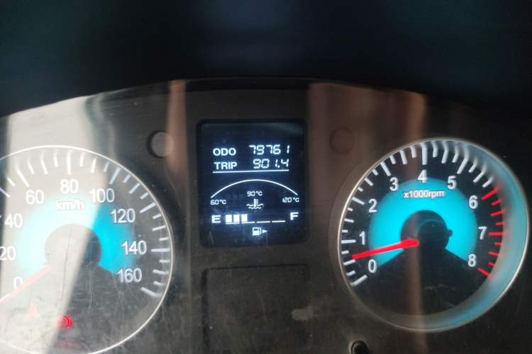 Used Jinbei New Hiace X30L  Odometer Close Up