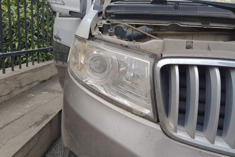 Used Jinbei New Hiace X30L 2016 1.5L Business Edition DLCG14 Right Front Headlight